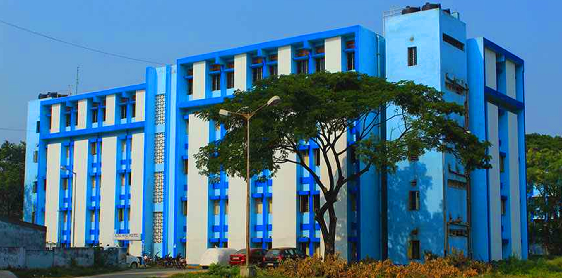Burdwan Medical College, Burdwan (1)