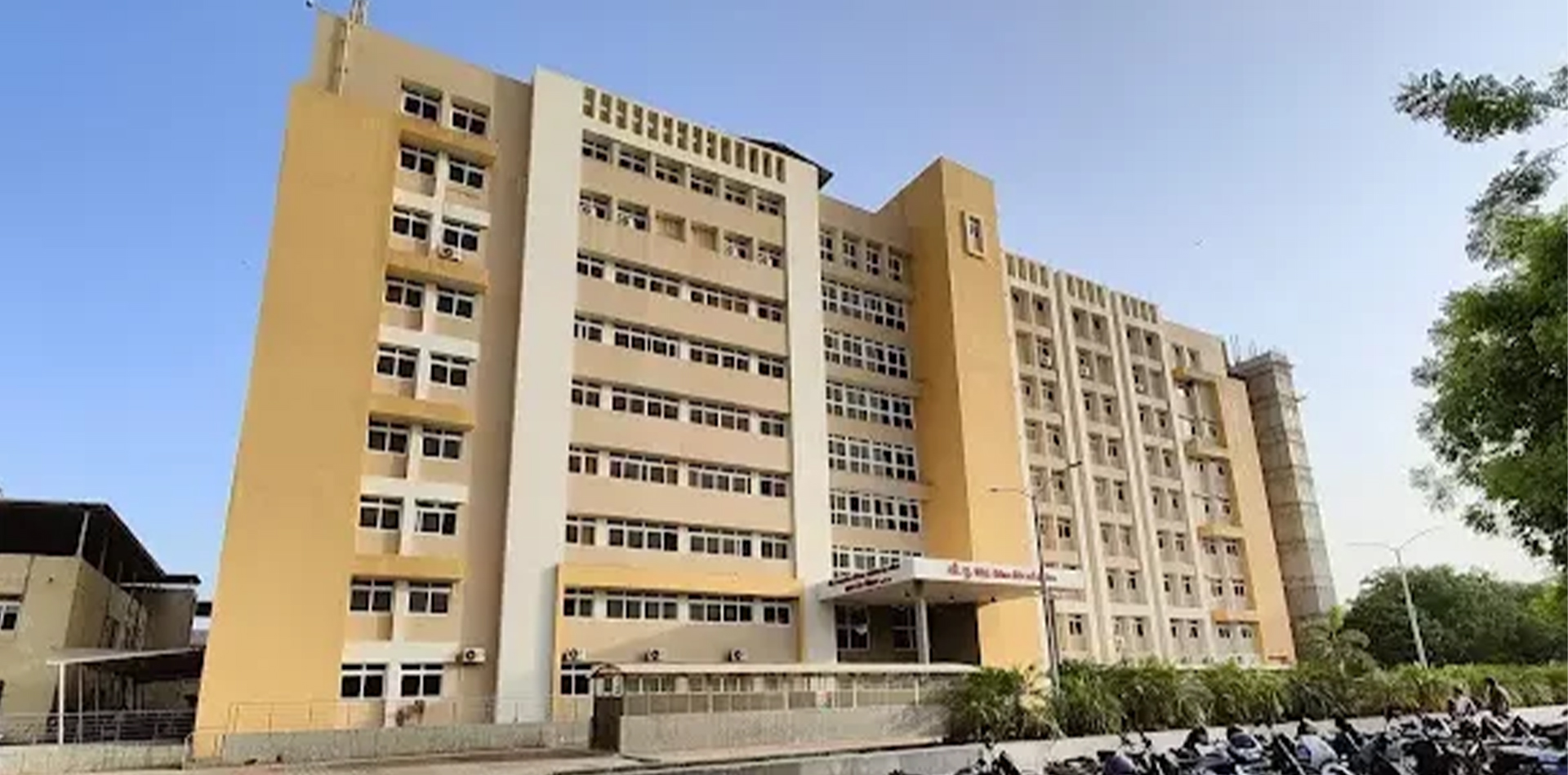 CU Shah Medical College, Surendra Nagar
