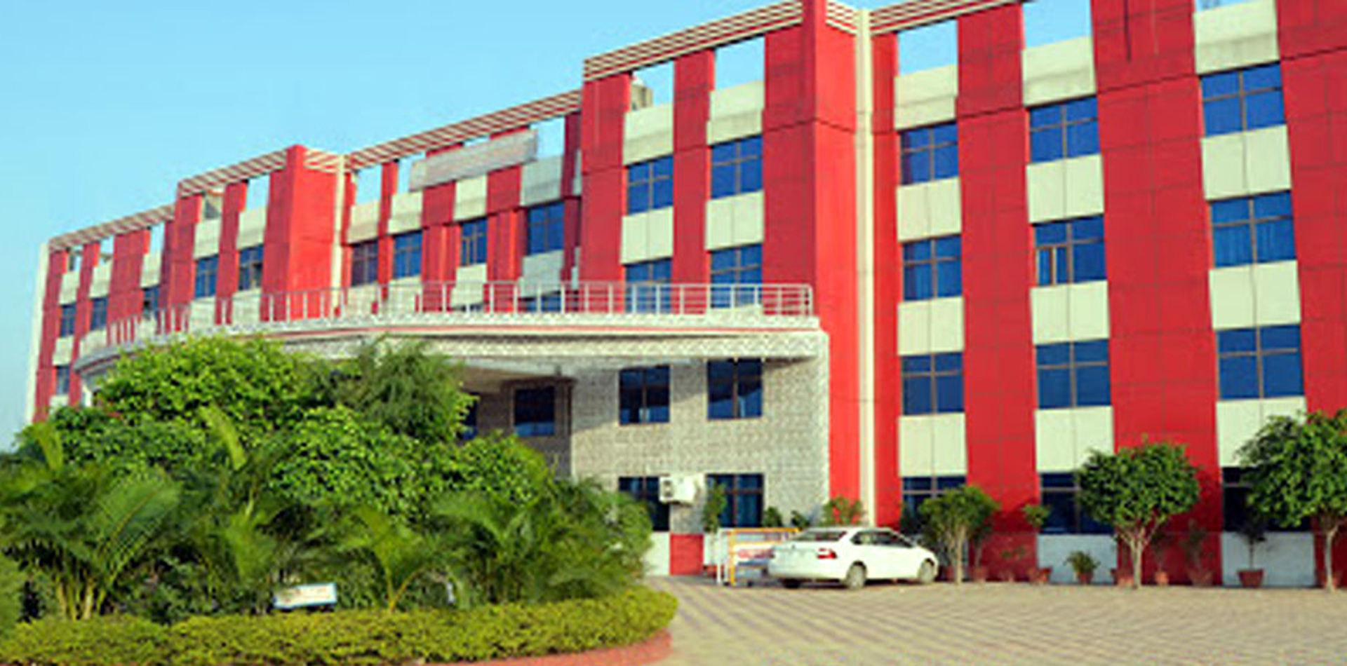 Career Instt. Of Medical Sciences & Hospital, Lucknow