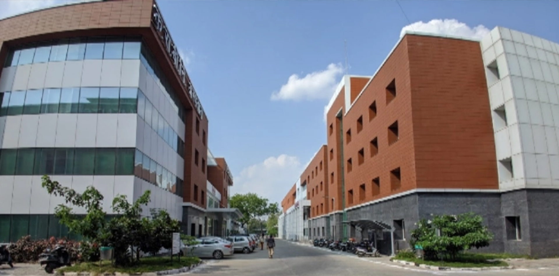 E.S.I.C. Medical College & Hospital, K.K. Nagar, Chennai earlier known as ESIC Medical College & PGIMSR, K.K Nagar, Chennai