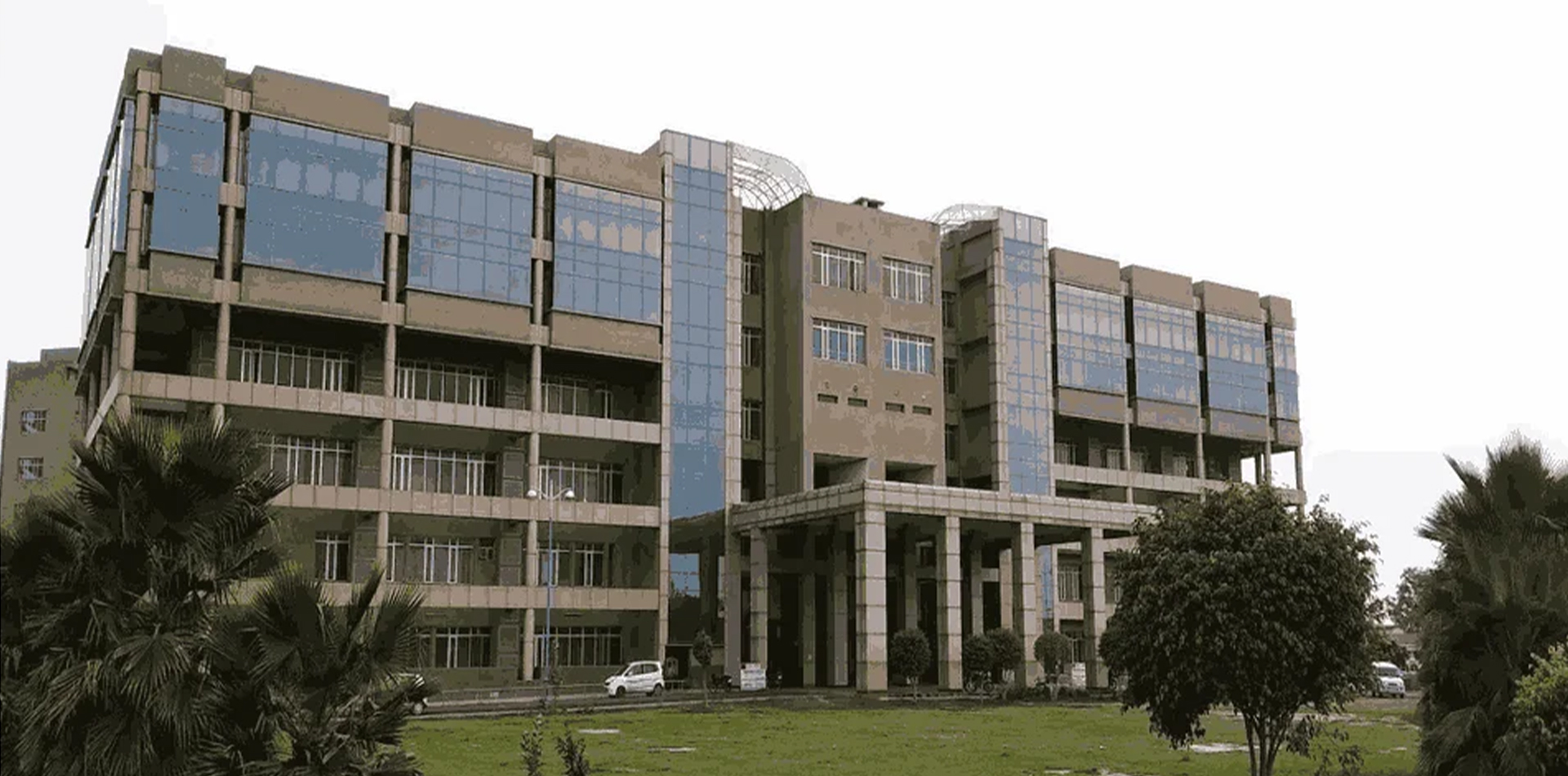 Government Medical College & Super facility Hospital, Azamgarh