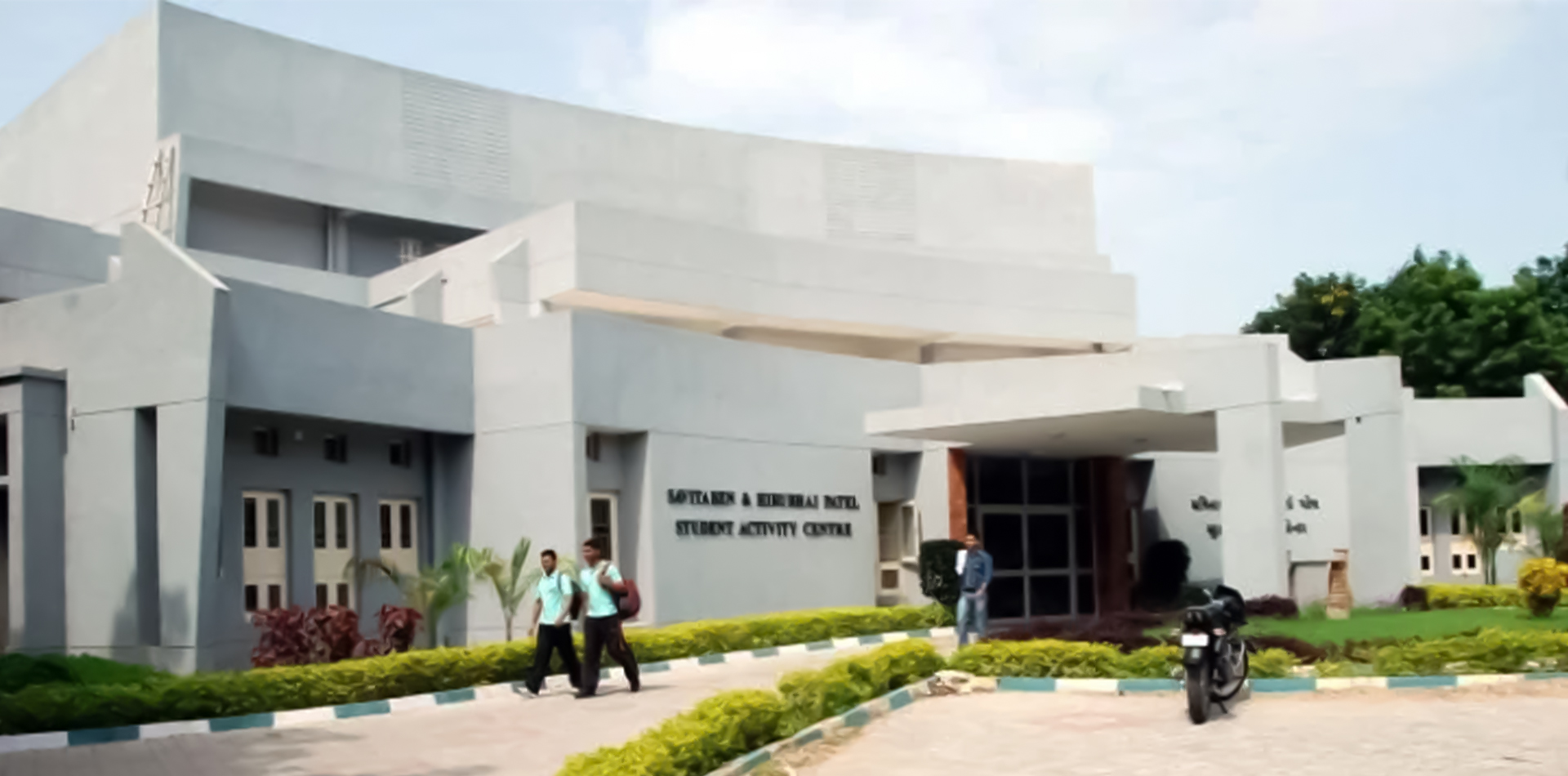 Pramukhswami Medical College, Karmsad