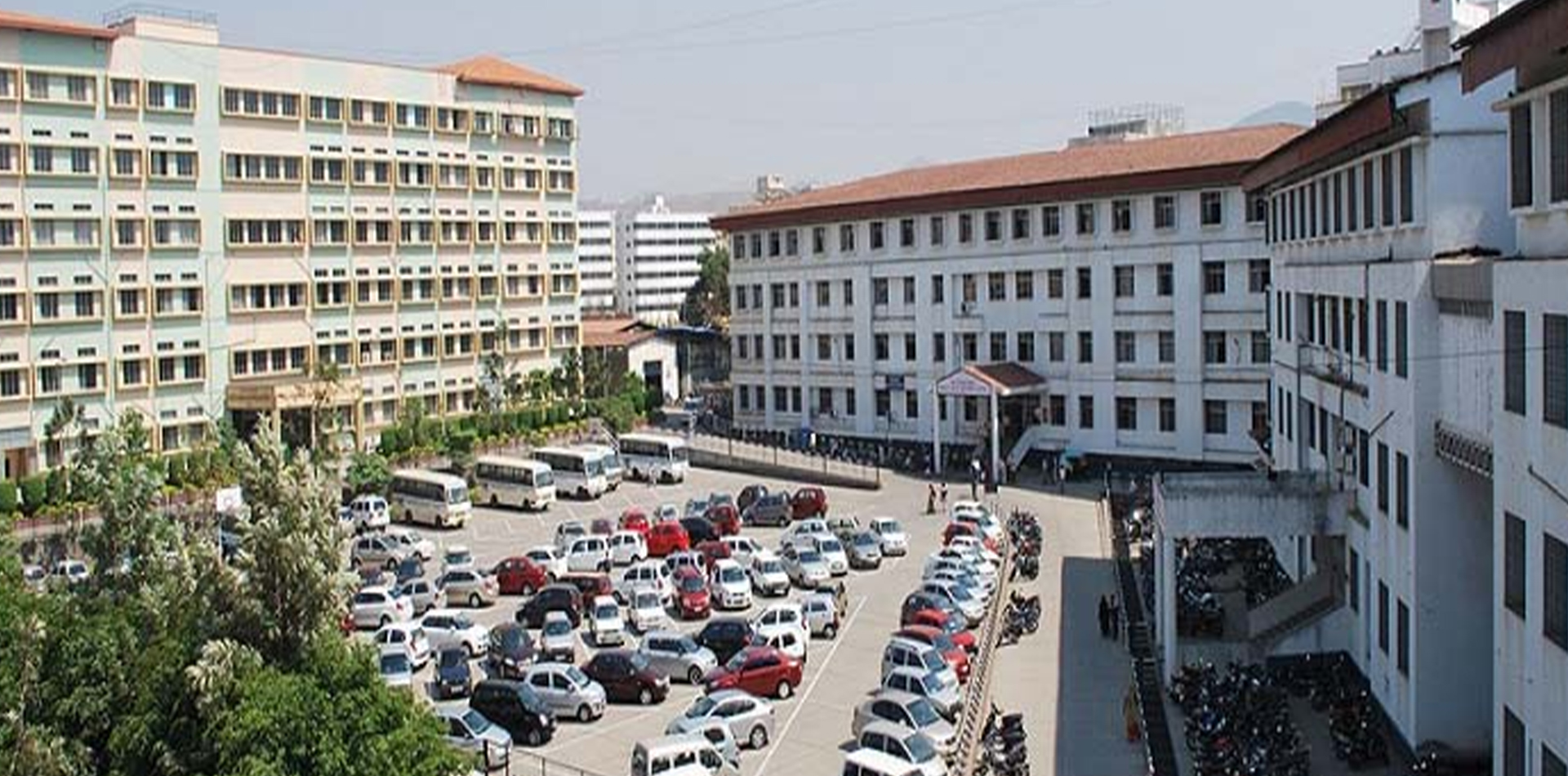 Smt. Kashibai Navale Medical College and General Hospital,Pune