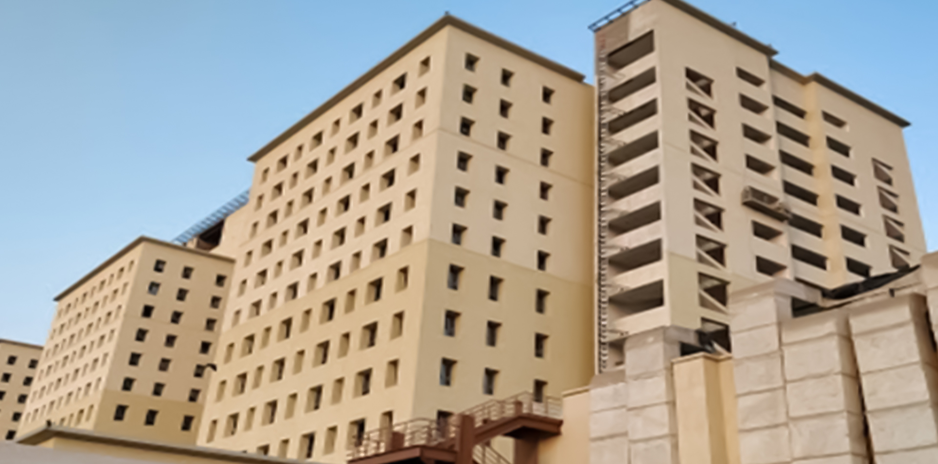 Smt. N.H.L.Municipal Medical College, Ahmedabad Smt. N.H.L.Municipal Medical College, Ahmedabad
