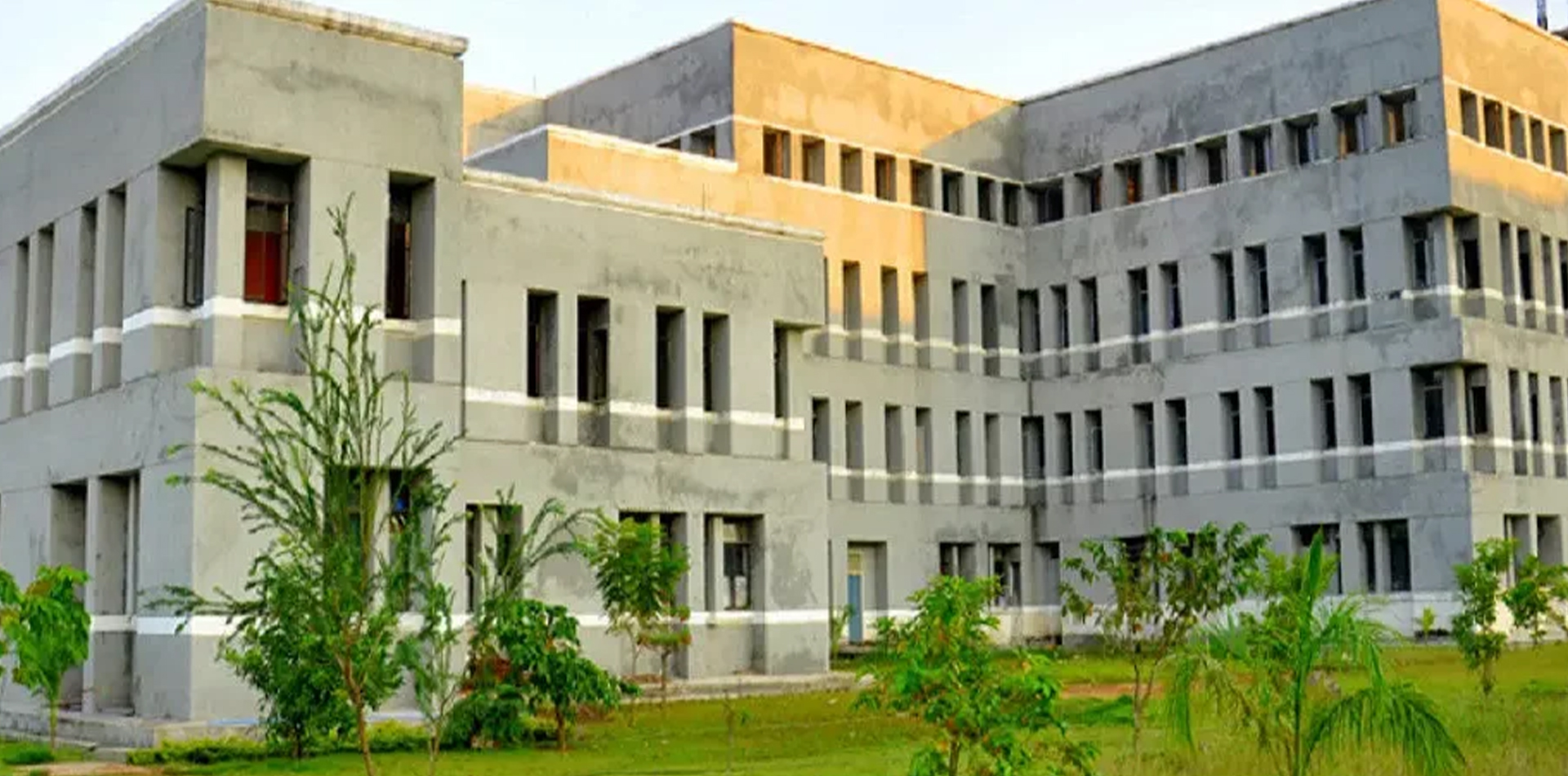 Sri Muthukumaran Medical College,Chennai Sri Muthukumaran Medical College,Chennai