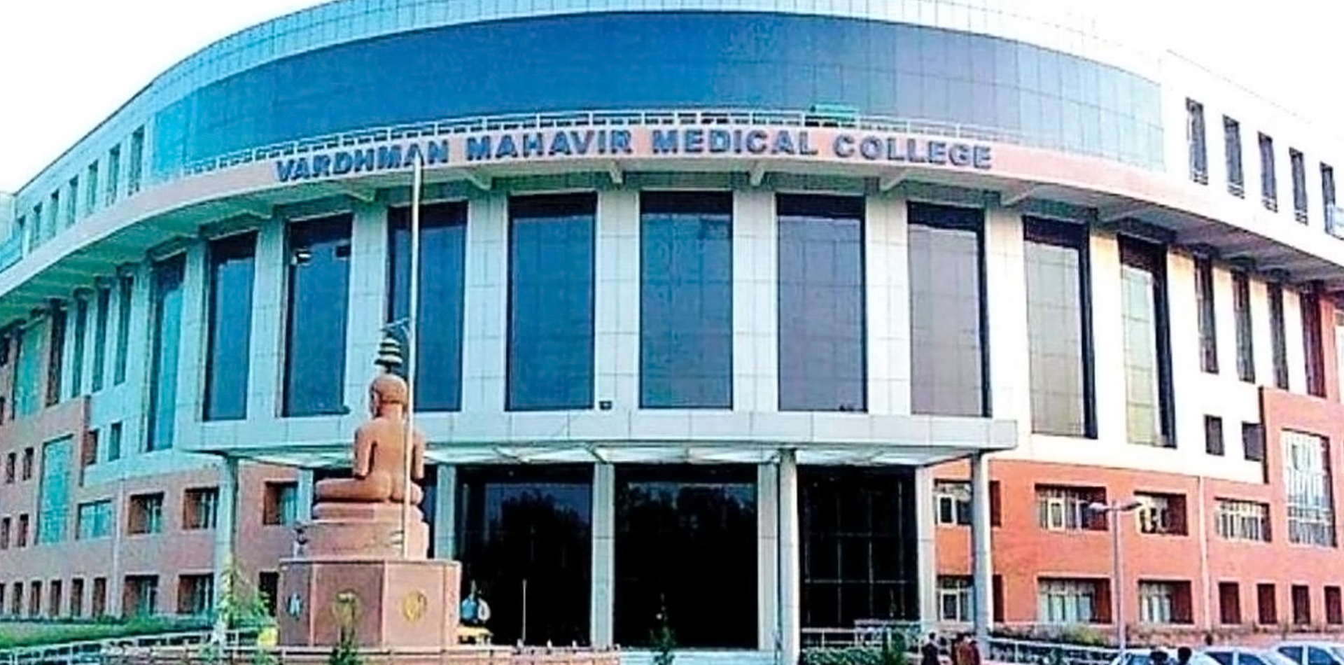 Vardhman Mahavir Medical College & Safdarjung Hospital, Delhi