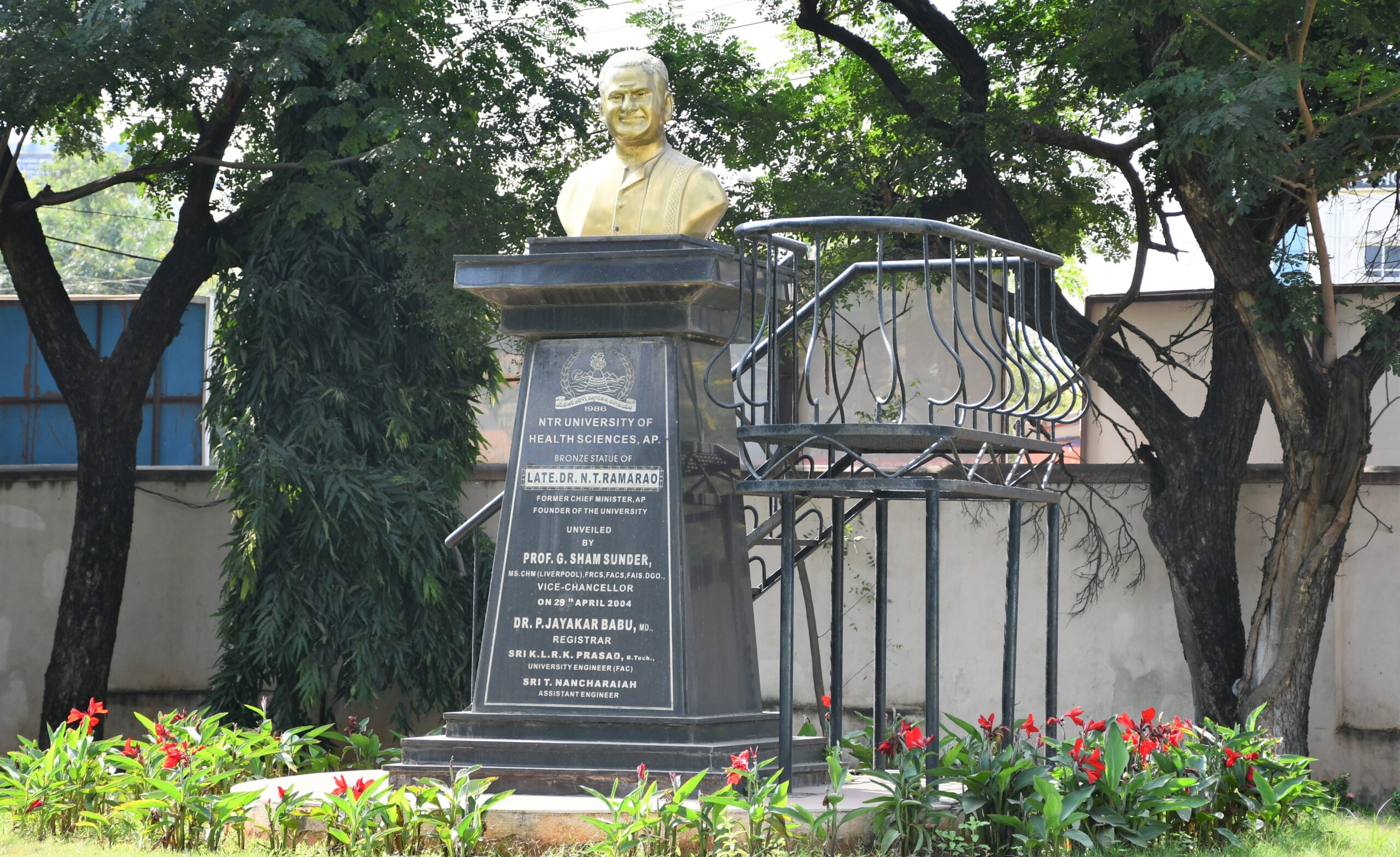ntr_statue ntr_statue